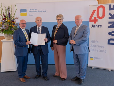 40 Jahre im Dienst der Versicherten und Rentner